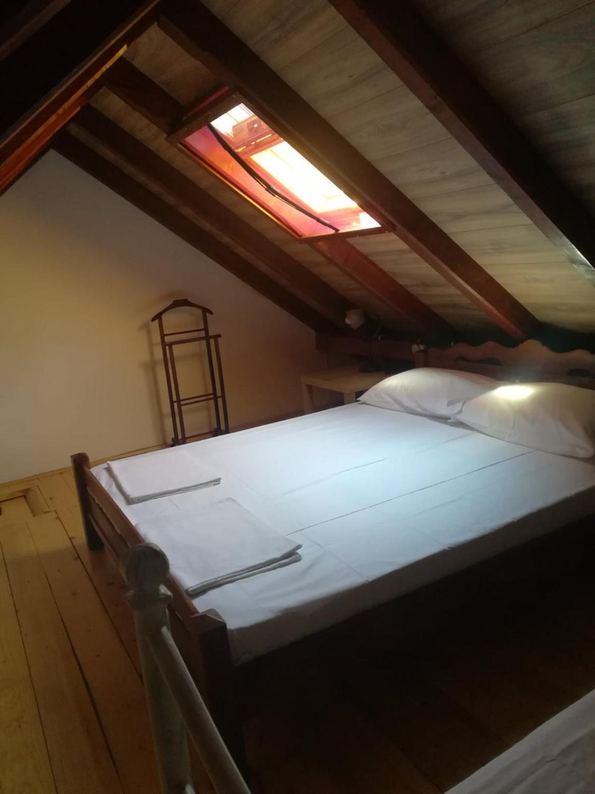 Vila Davidovic-Fruska Gora Mandelos Habitación foto